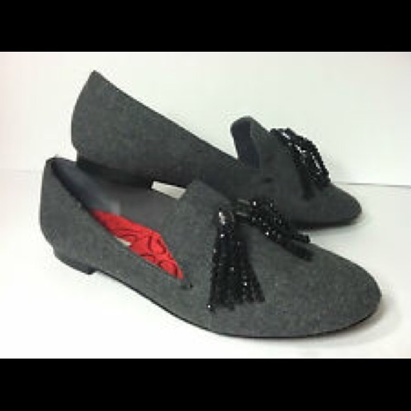 Vera Wang Tassel Flats