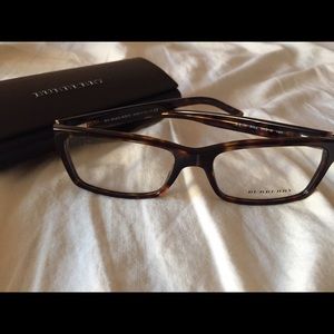 Unisex Burberry frame NWOT