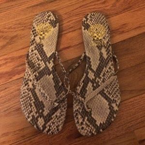 Vince Camuto flip flops