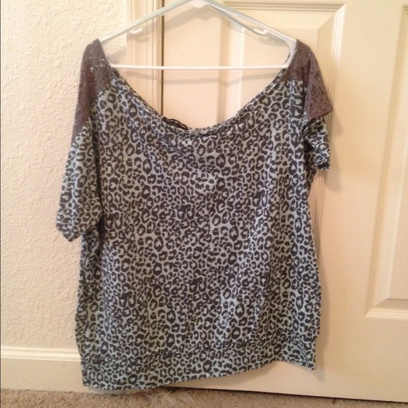 Off the shoulder grey/light Aqua Twisted Tees