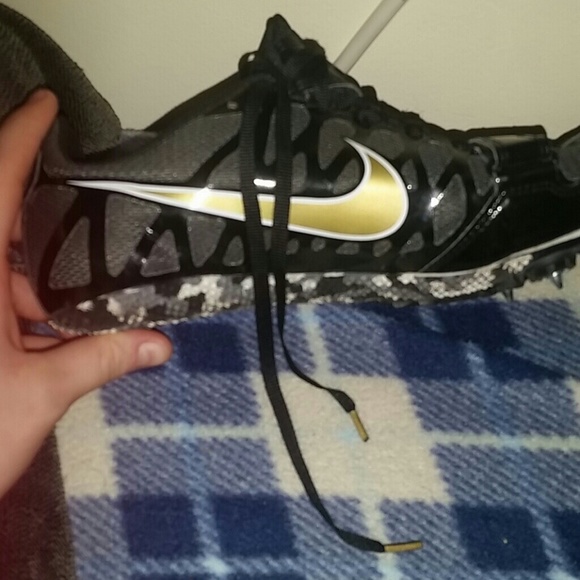 Track spikes - Picture 1 of 3