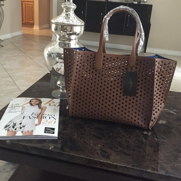 Zara Handbags - 👜👜New with tag Zara handbag 👜👜