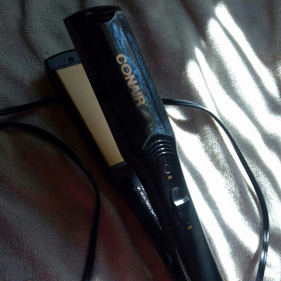 Conair Straightener