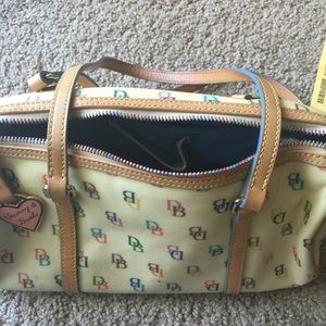 Multi color d&b bag