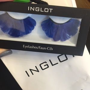 Inglot Blue Fleather Lashes