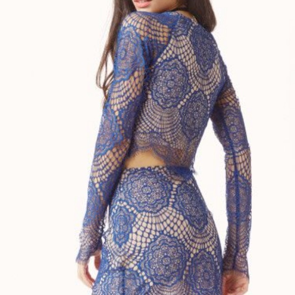 SOLD๐ซ For Love & Lemon Blue Grace Crop Top - Picture 2 of 3