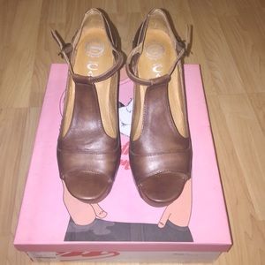 Jeffrey Campbell Foxy Platform Shoe in Brown/Wood
