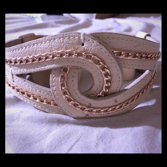 Stretchy belt