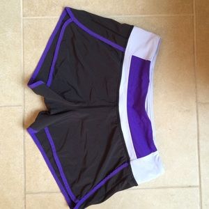 Lululemon tracker short *reduced price 45$ firm*