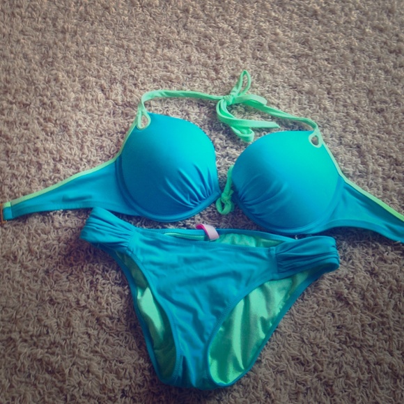 Victoria secret bombshell bikini