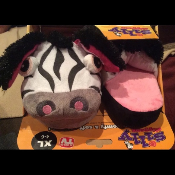 🎄🎄Silly Slippeez  Zany Zebra Child size XL (4-6) - Picture 1 of 3