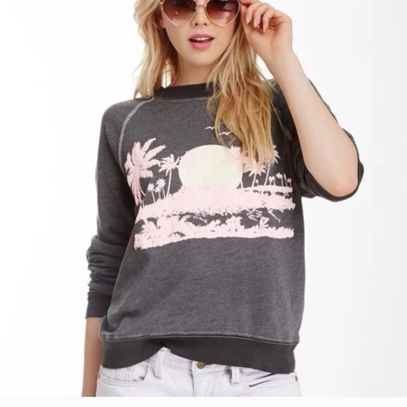 ❤️SOLD❤️ Wildfox Paradise Sunset Jumper
