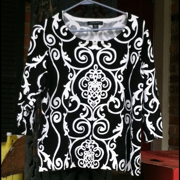 Elegantly Casual Spring Sweater 3/4 Sleeves PXL - Picture 3 of 4