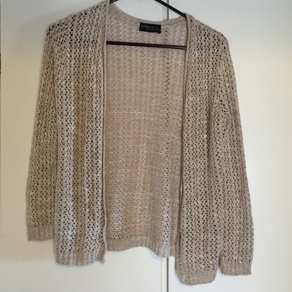 Beige Knitted CARDIGAN super cute for summer.