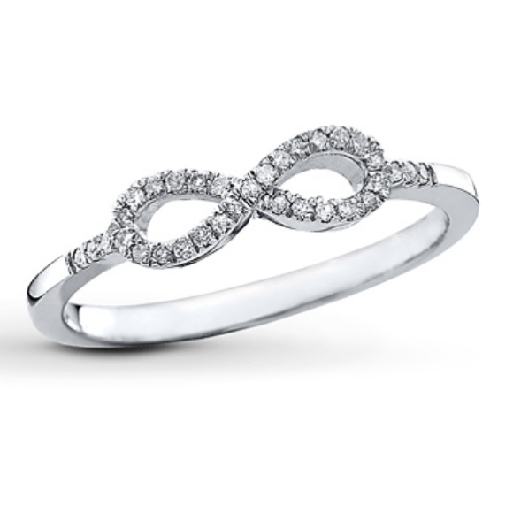 1/10 Carat Diamond Infinity Ring