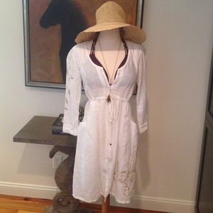 🎉🎉HP Insta--ready beautiful white linen dress!
