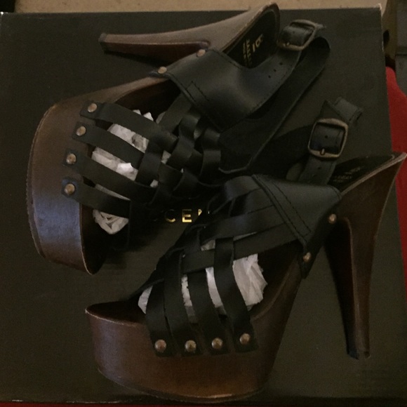 Bakers platform sandal heels
