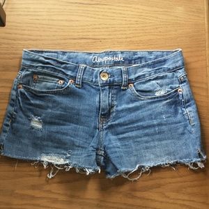 Cut off jean shorts