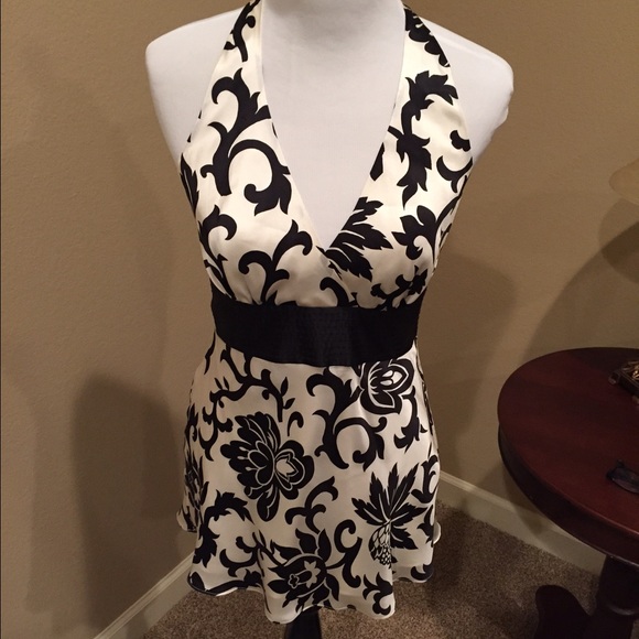 White House Black Market Tops - WHBM blouse