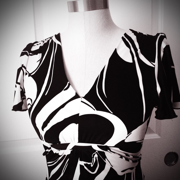 -SOLD LOCALLY- M by Madonna for H&M swing dress - Picture 3 of 4