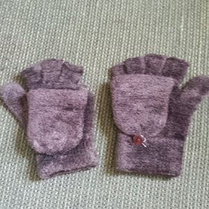 Warm finger gloves