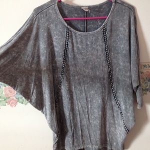 Bat wing top