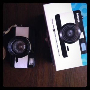 CLOSET CLOSING Lomography Fisheye Camera w/ box