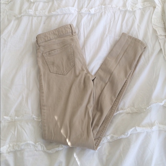 Hollister khakis