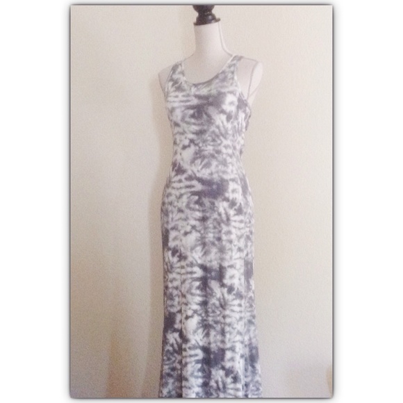 Maxi Summer Dress - Picture 2 of 4