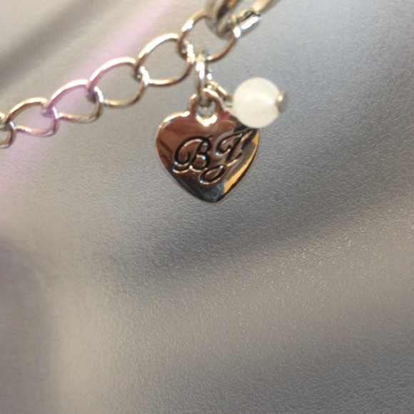 Burberry outfit with Betsey Johnson necklace. - Picture 4 of 4