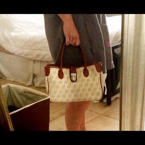Extra Photos of Dooney & Bourke