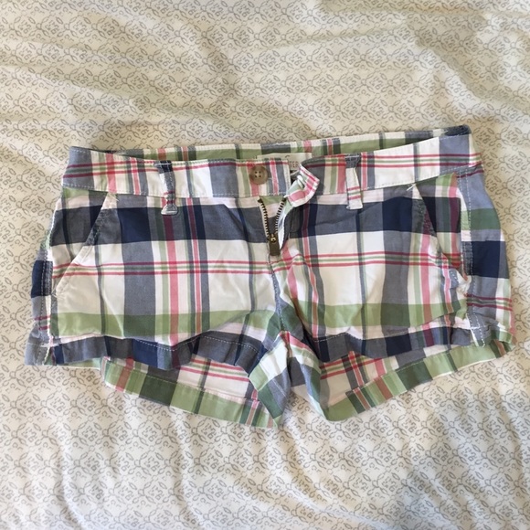 Hollister plaid shorts