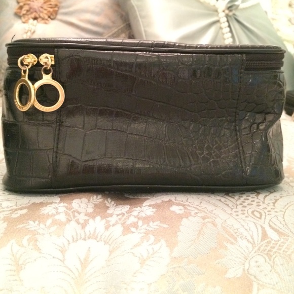 Estēe Lauder black patent leather make up bag