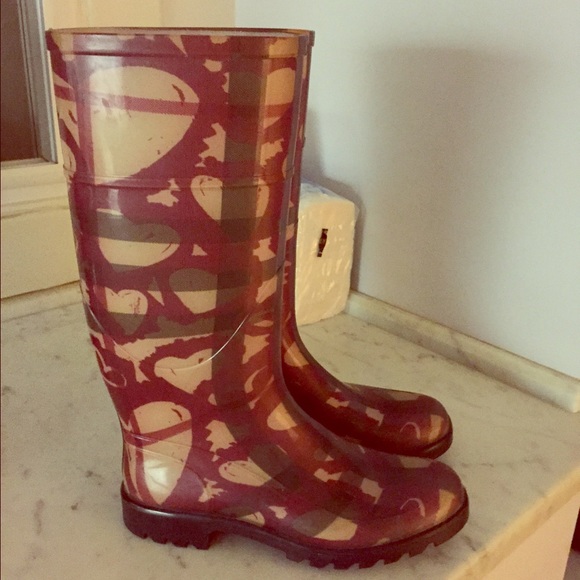 Authentic Burberry rain boots