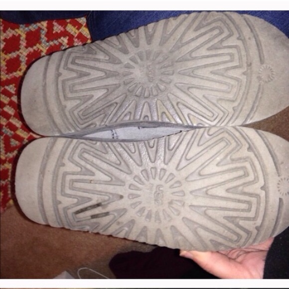 Authentic UGGs - Picture 2 of 4