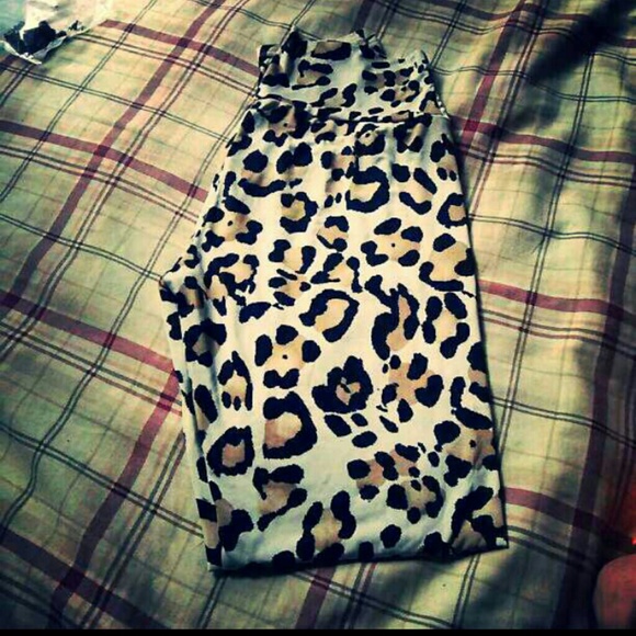 Cheetah print leggings