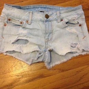 high wasted American Eagle shorts