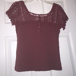 maroon short sleeve top