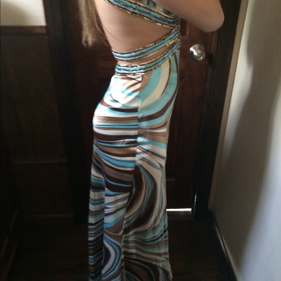 Prom dress -La femme( we can negotiate)Lmk(: - Picture 4 of 4