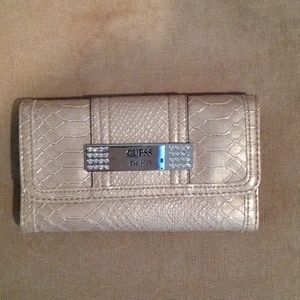 Guess wallet