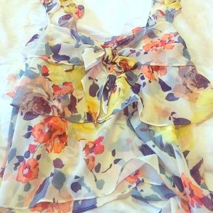 ADORABLE flower print Zara top