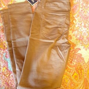 SALE🎀Super cute beige pants with rose gold Zipper