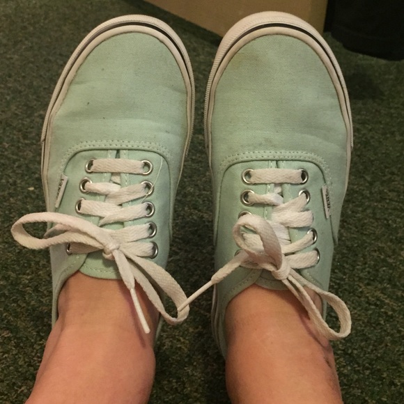 TRADE FOR @cadyhaff 🌀Mint vans