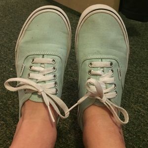 TRADE FOR @cadyhaff 🌀Mint vans