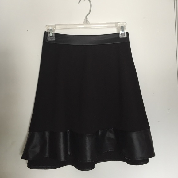 Black skirt with leather panels