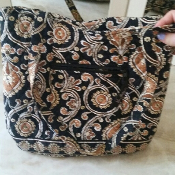 Vera Bradley Handbags - Vera Bradley Caffe Latte bucket tote