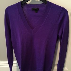 Like new! Jcrew merino wool v neck sweater
