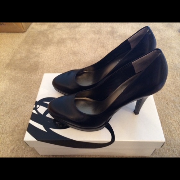 Nine West Love Fury pumps