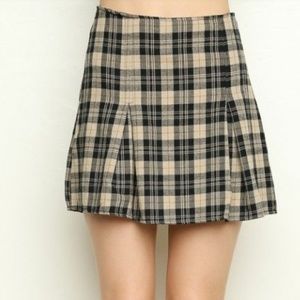Brandy Melville skirt