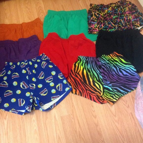 SOFFE SHORT LOT NWOT - Picture 1 of 3